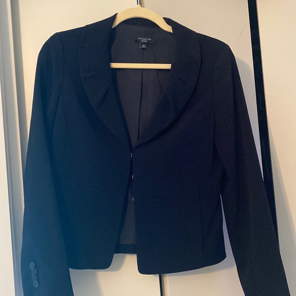Ann Taylor Blazer. Petite size 4.